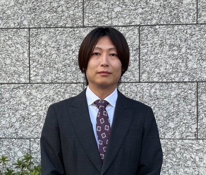 山根 学博